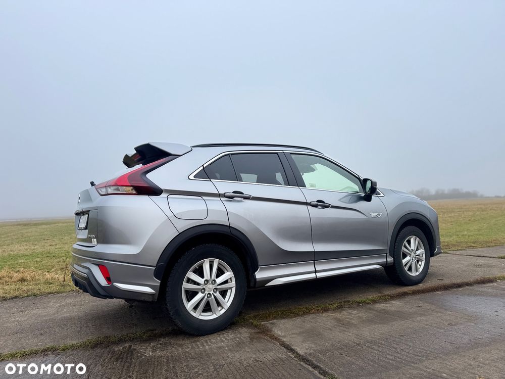 Mitsubishi Eclipse Cross 2.4 PHEV Instyle Plus - 3