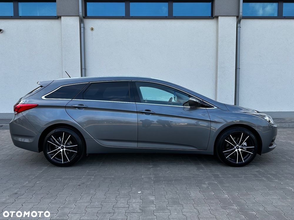 Hyundai i40 Kombi 1.6 Classic - 11