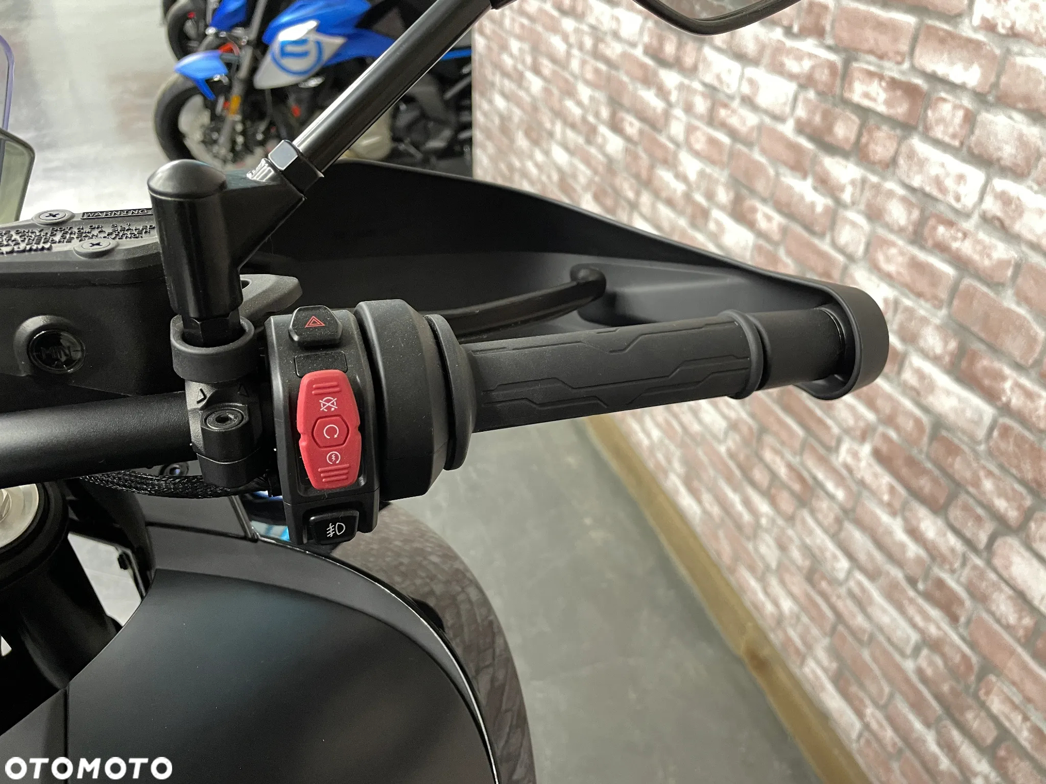 CFMoto 800MT Explore - 10