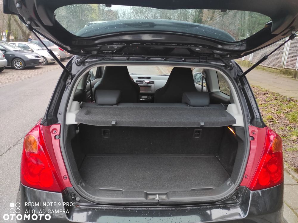 Suzuki Swift 1.6 Sport - 8