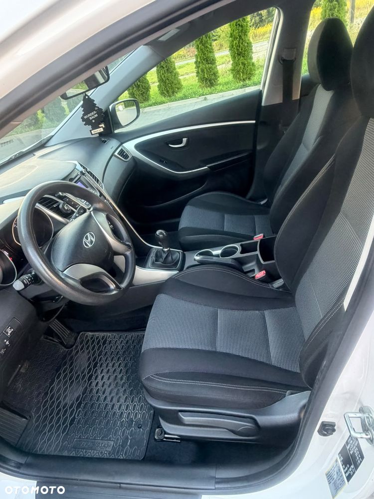 Hyundai i30 1.4 Classic - 12