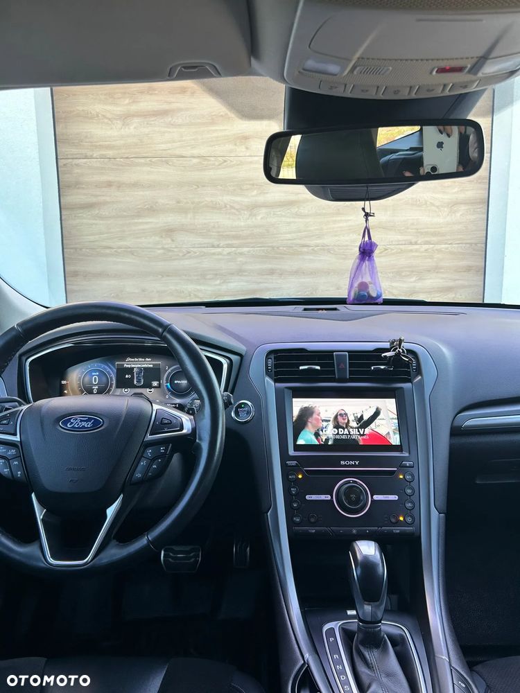 Ford Mondeo - 15
