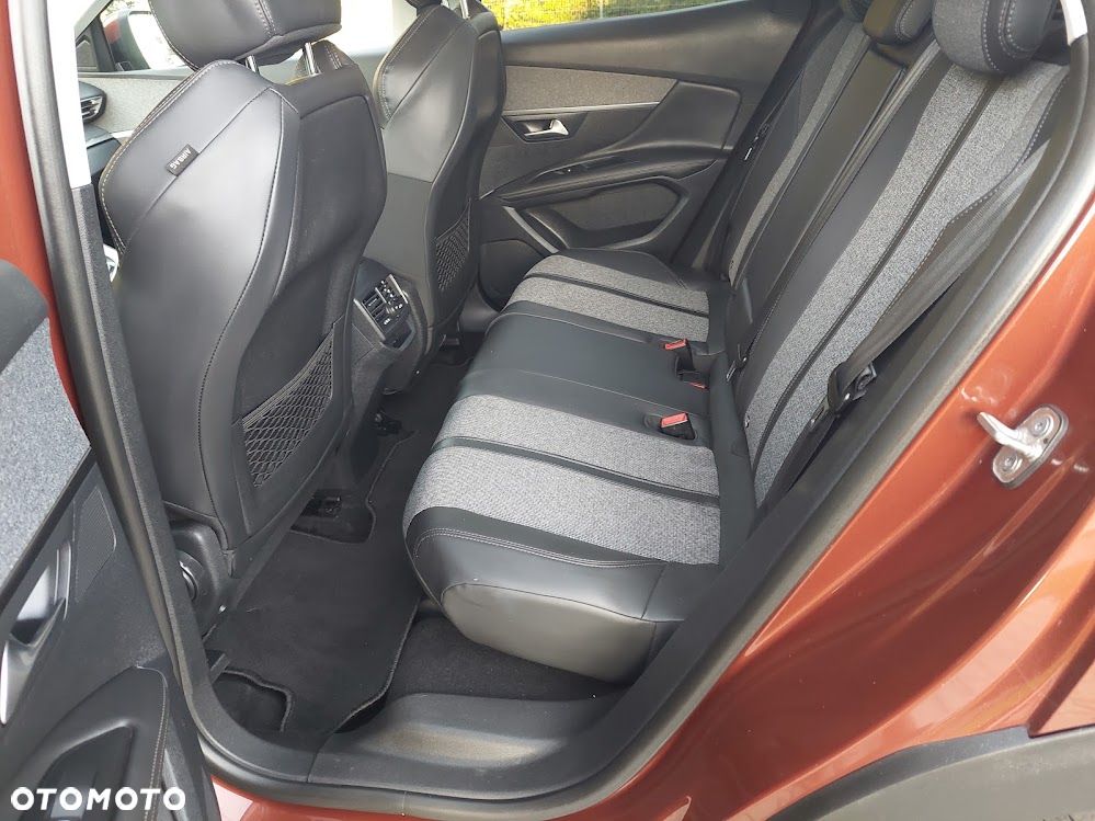 Peugeot 3008 1.6 BlueHDi Allure S&S - 23