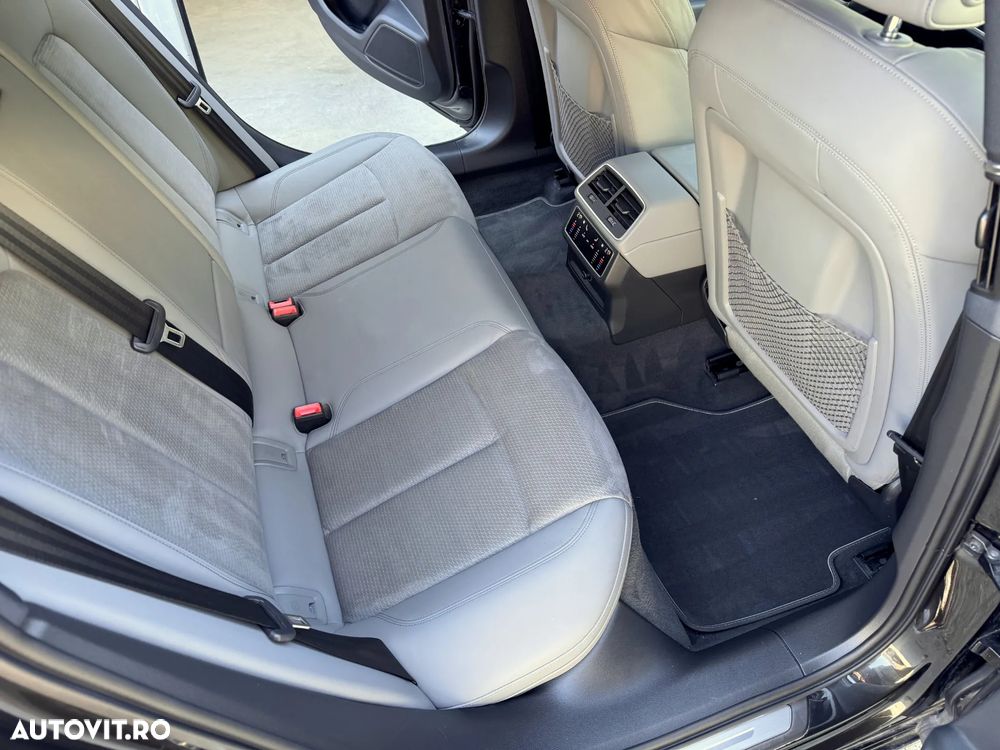 Audi A6 Limuzina 40 TDI S tronic S line - 22