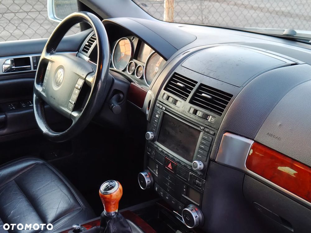 Volkswagen Touareg 2.5 R5 TDI - 7