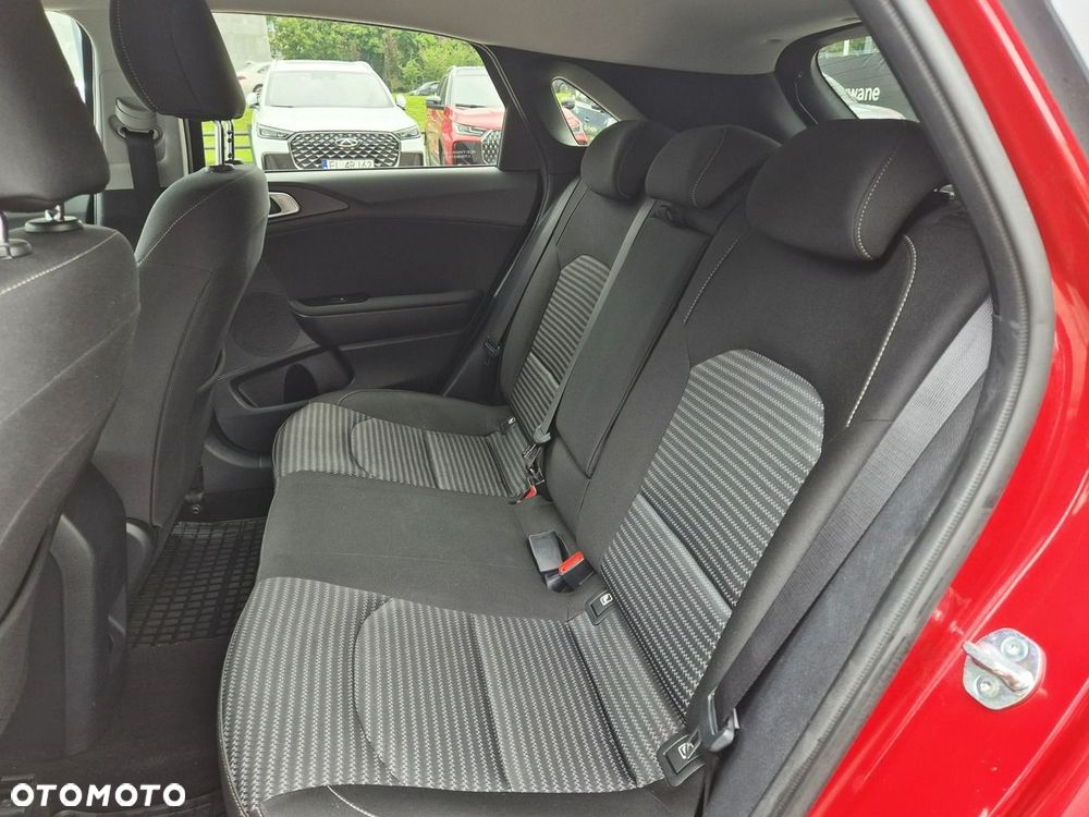 Kia Ceed 1.5 T-GDI M DCT - 19