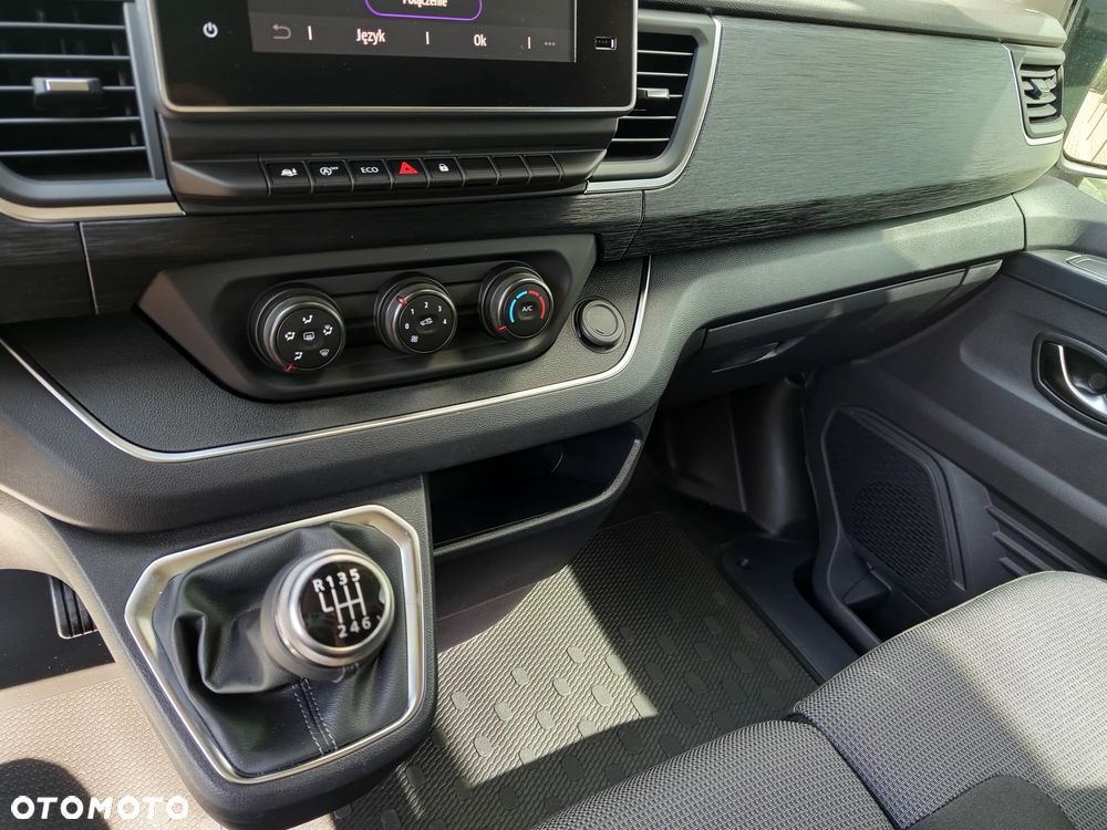 Renault Trafic Combi - 7