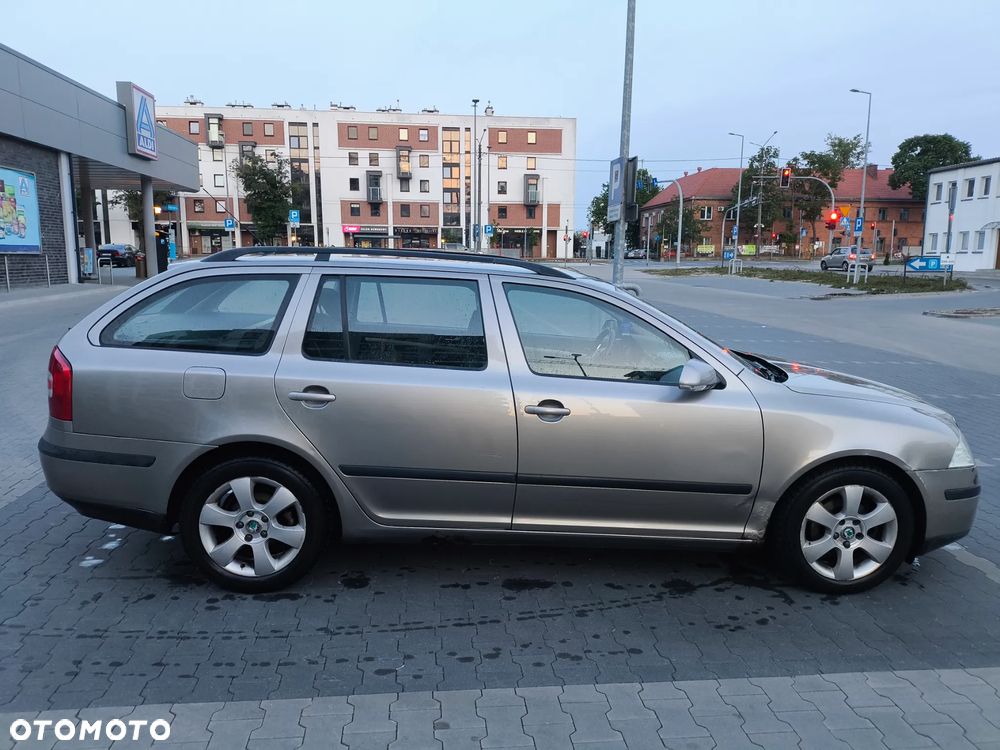 Skoda Octavia 1.9 TDI Ambiente - 4