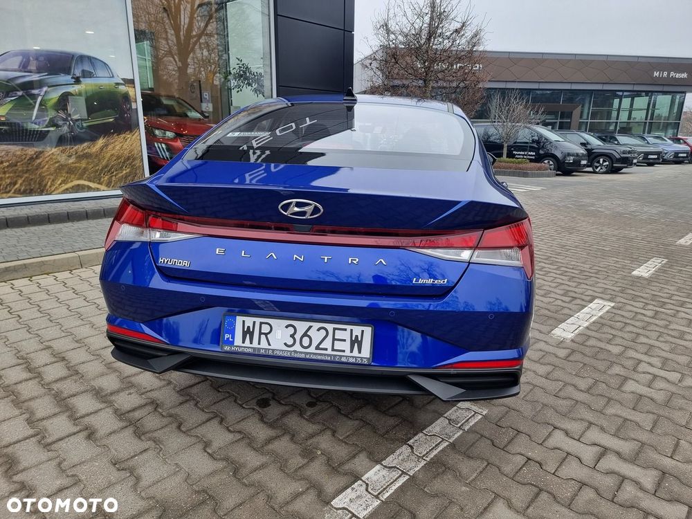 Hyundai Elantra 1.6 Modern - 15