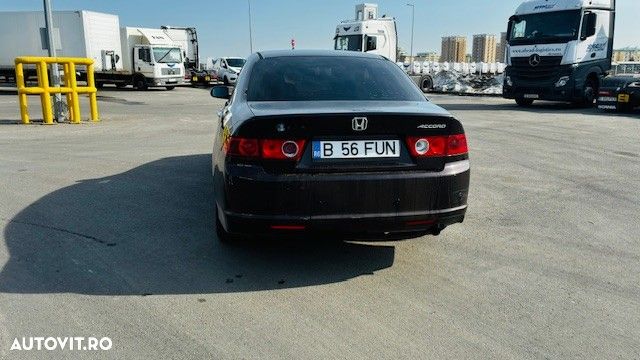 Honda Accord 2.0i Aut Comfort - 3