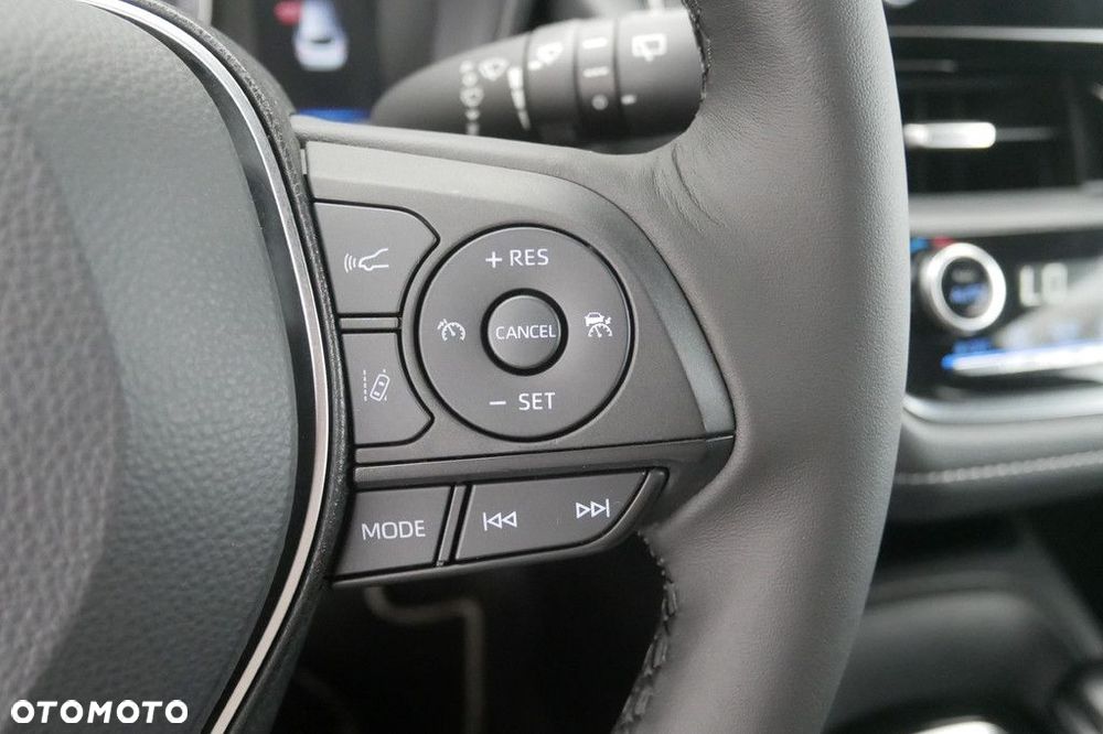 Toyota Corolla - 23