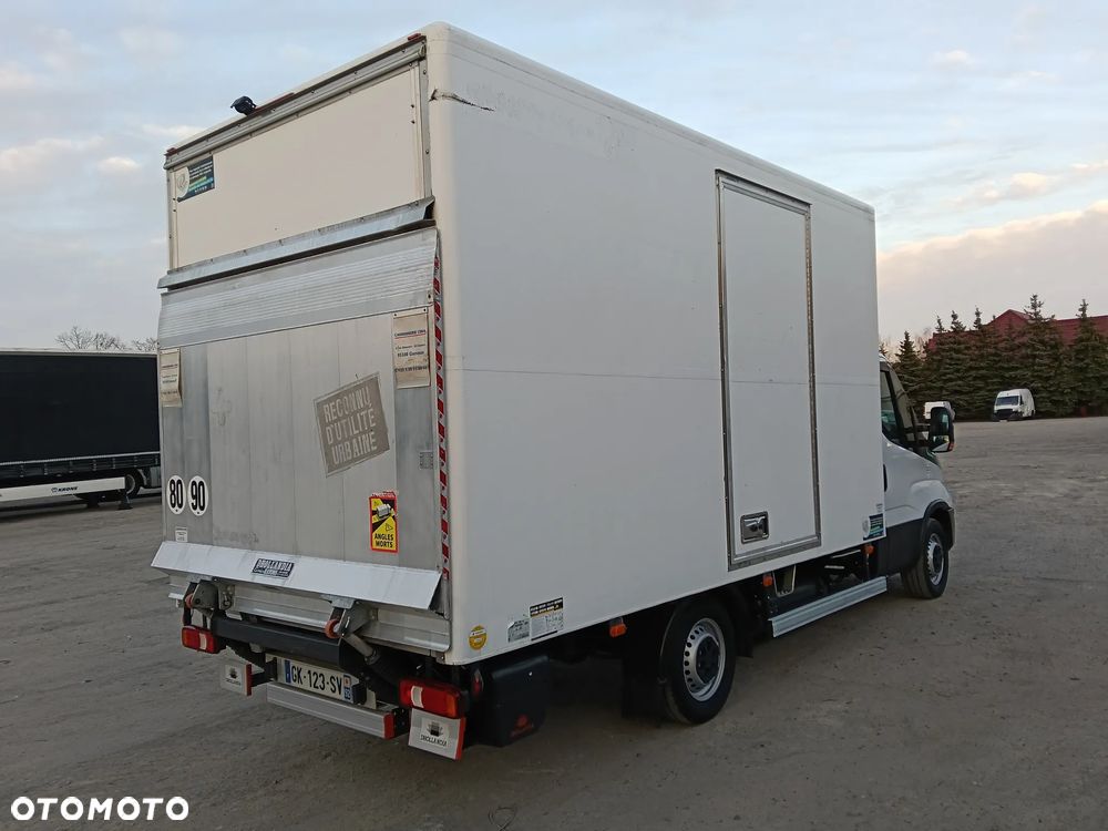 Iveco Daily 35 CNG - 9