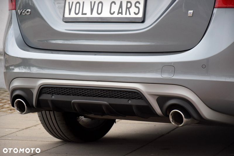 Volvo V60 D4 Geartronic RDesign - 18