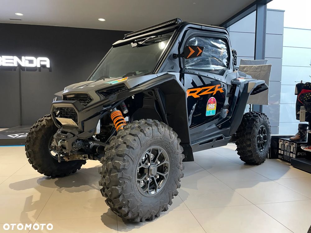Polaris RZR - 8