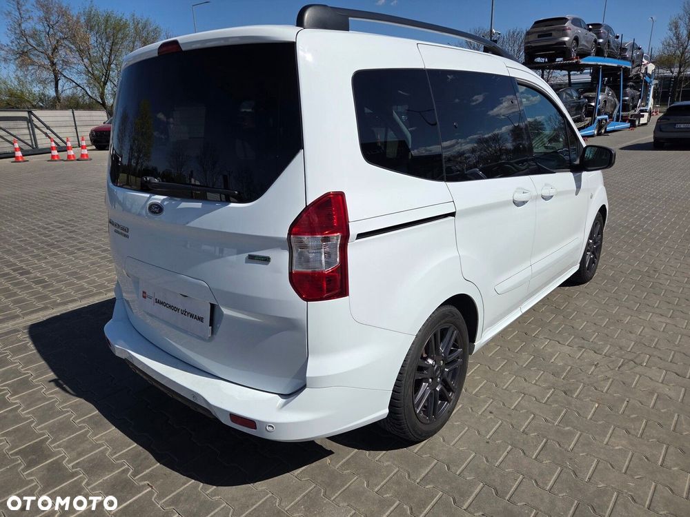 Ford Tourneo Courier 1.0 EcoBoost Sport - 5