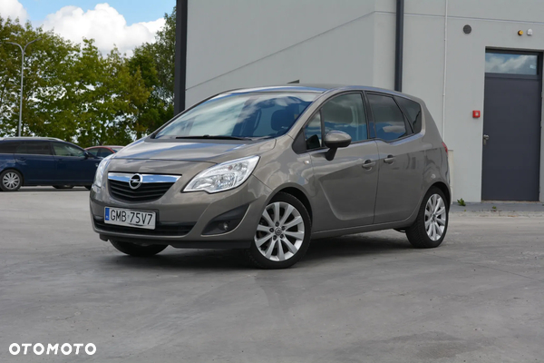 Opel Meriva 1.4 T Essentia S&S