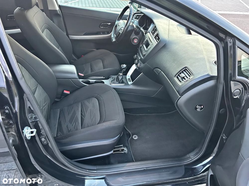 Kia Ceed 1.4 L Business Line - 18