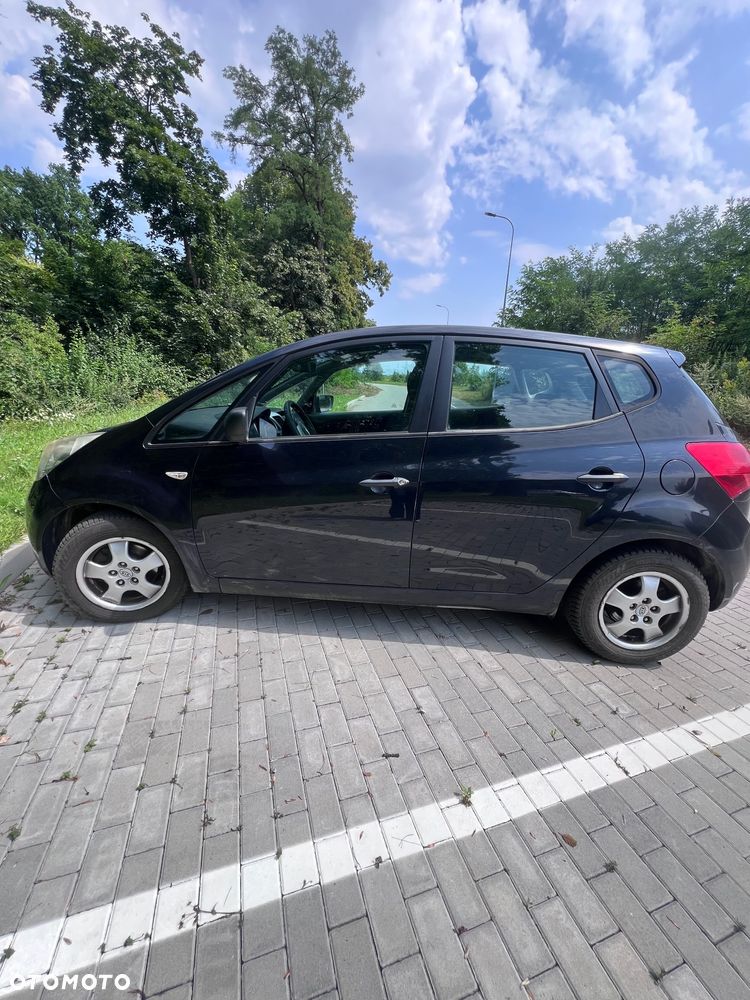 Kia Venga - 2