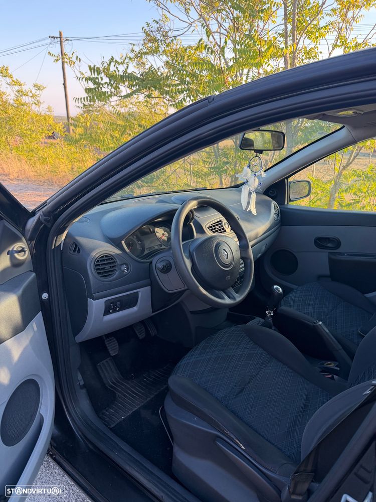 Renault Clio 1.2 16V Dynamique - 8
