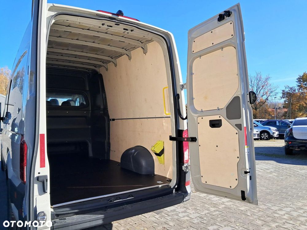 Volkswagen Crafter 35 Brygadówka/Furgon L4H3, 2.0BiTDI 163KM, 4490mm - 25