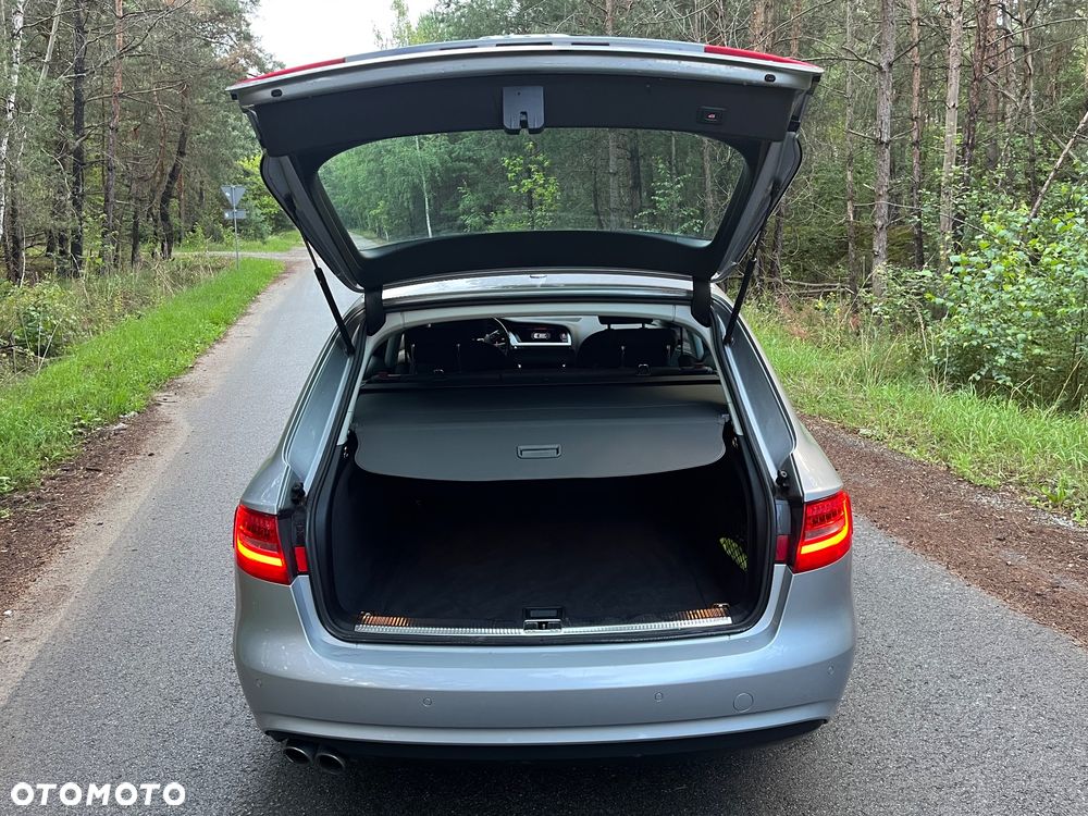 Audi A4 Avant 2.0 TDI DPF clean diesel Attraction - 17