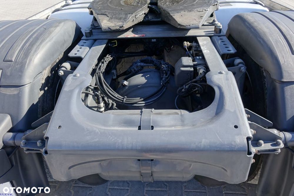Scania R450 / EURO 6 / STANDARD/ AUTOMAT / RETARDER / LODÓWKA / NAWIGACJA / KLIMATYZACJA POSTOJOWA / 2 ZBIORNIKI - 14