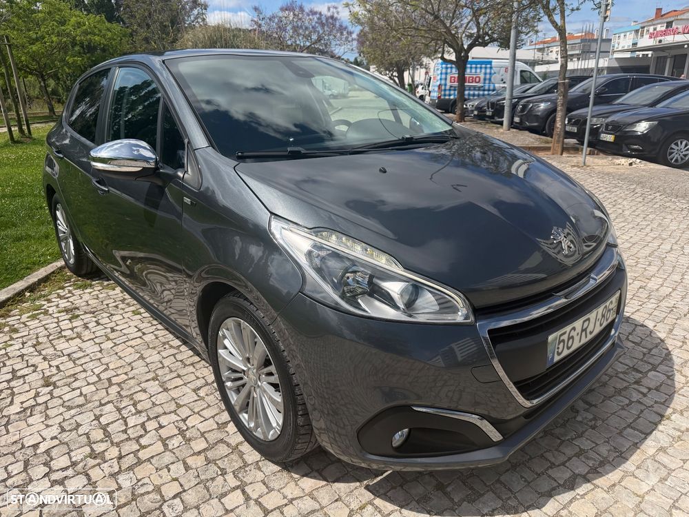 Peugeot 208 1.2 PureTech Style - 5