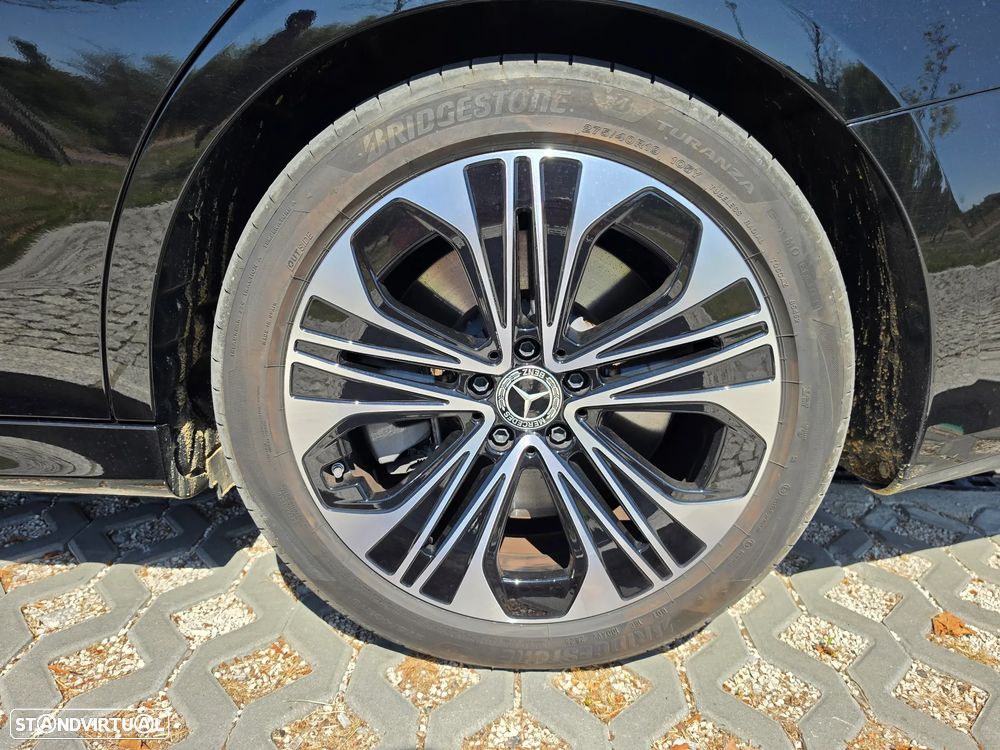 Mercedes-Benz E 300 e Avantgarde - 27