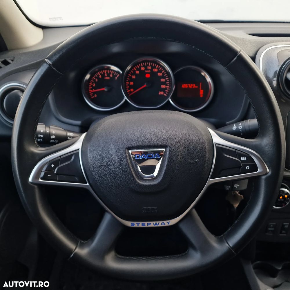 Dacia Logan Stepway TCe 100 GPL - 16