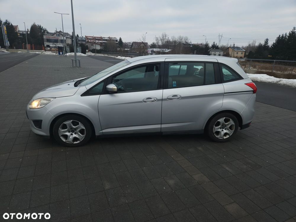 Ford Grand C-MAX - 4