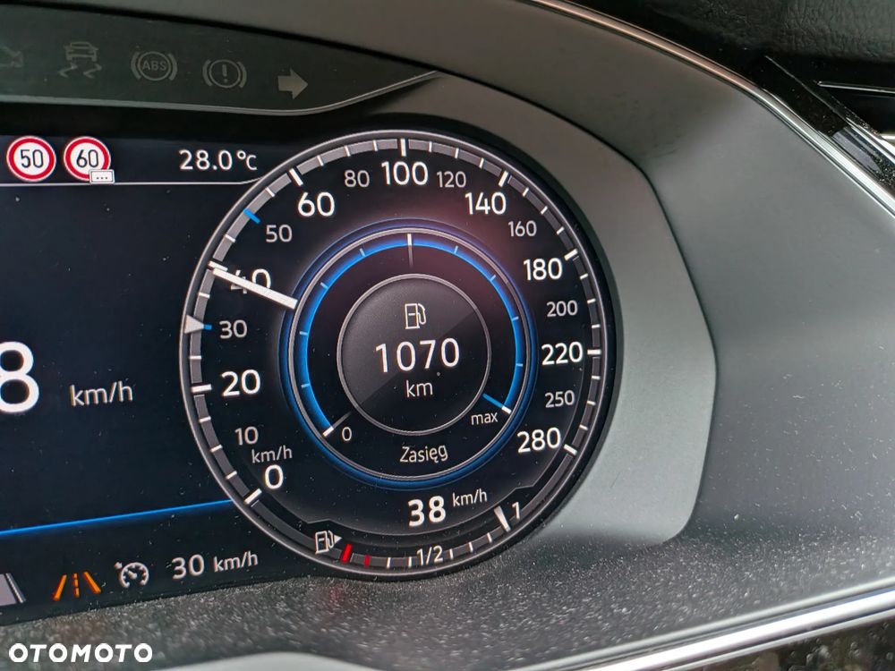 Volkswagen Arteon 2.0 TDI SCR R-Line DSG - 25
