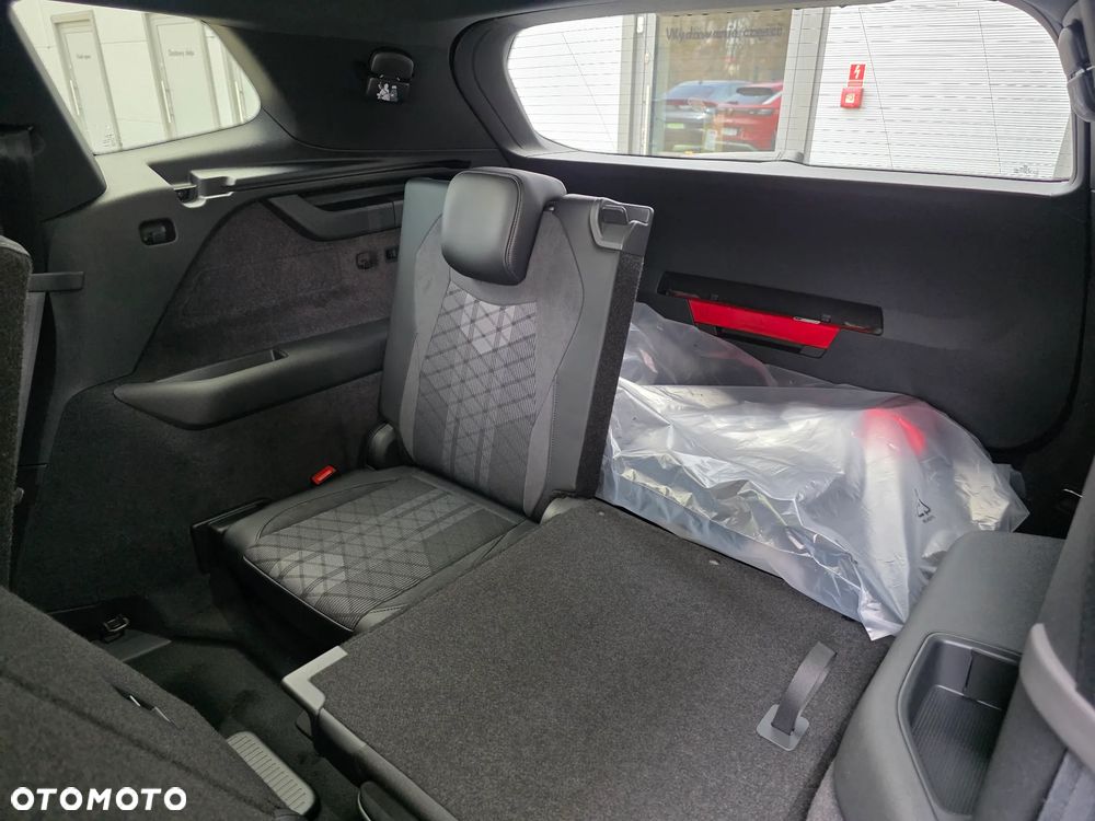 Volkswagen Tayron 2.0 TDI SCR 4Mot R-Line DSG - 14