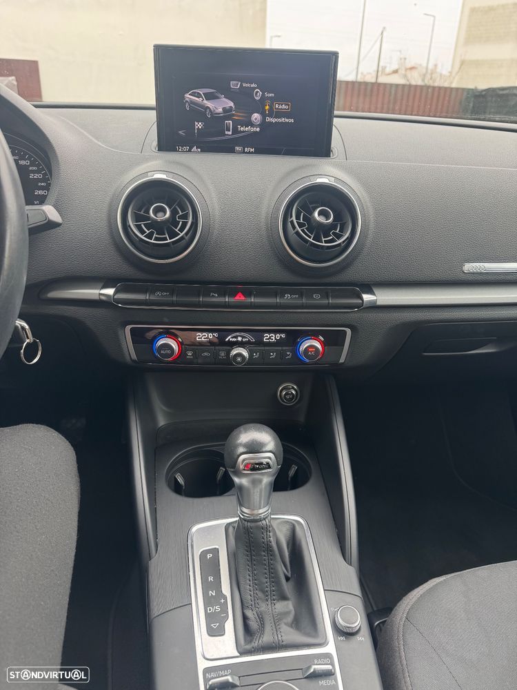 Audi A3 Limousine 1.6 TDI S tronic sport - 9