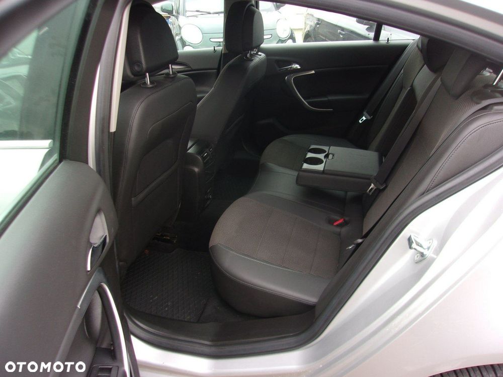 Opel Insignia 1.6 Turbo Cosmo - 26