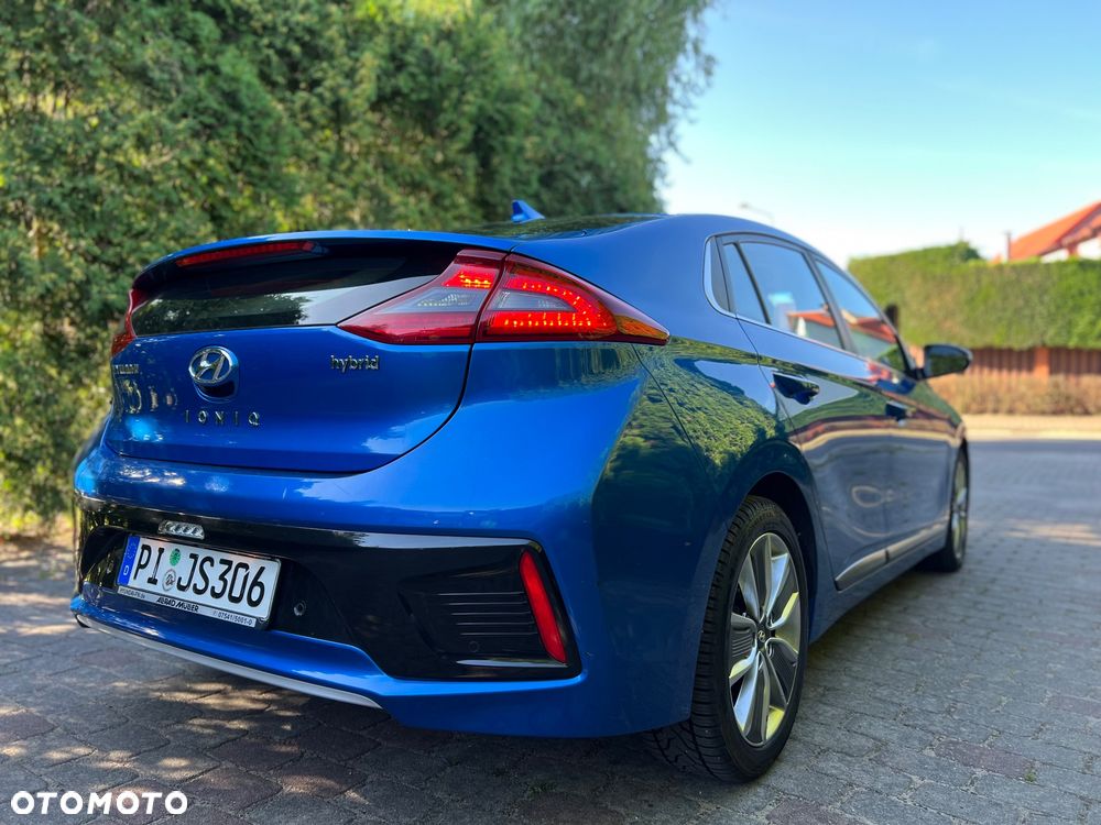 Hyundai IONIQ Hybrid Premium - 12