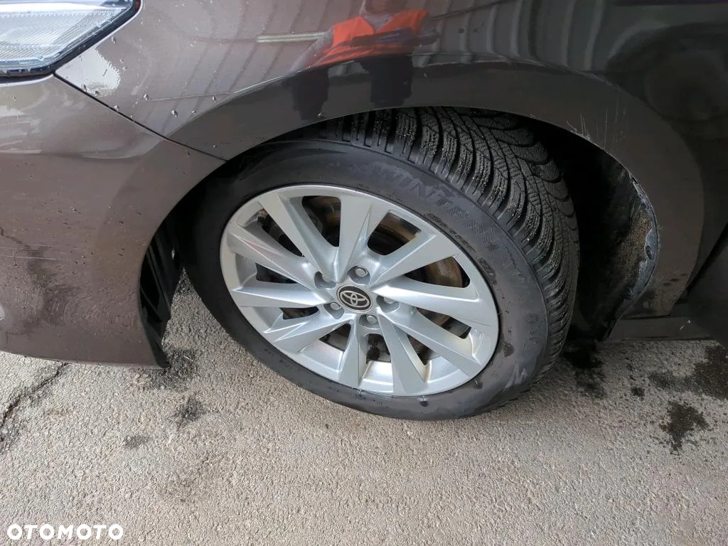 Toyota Camry 2.5 Hybrid Comfort CVT - 5