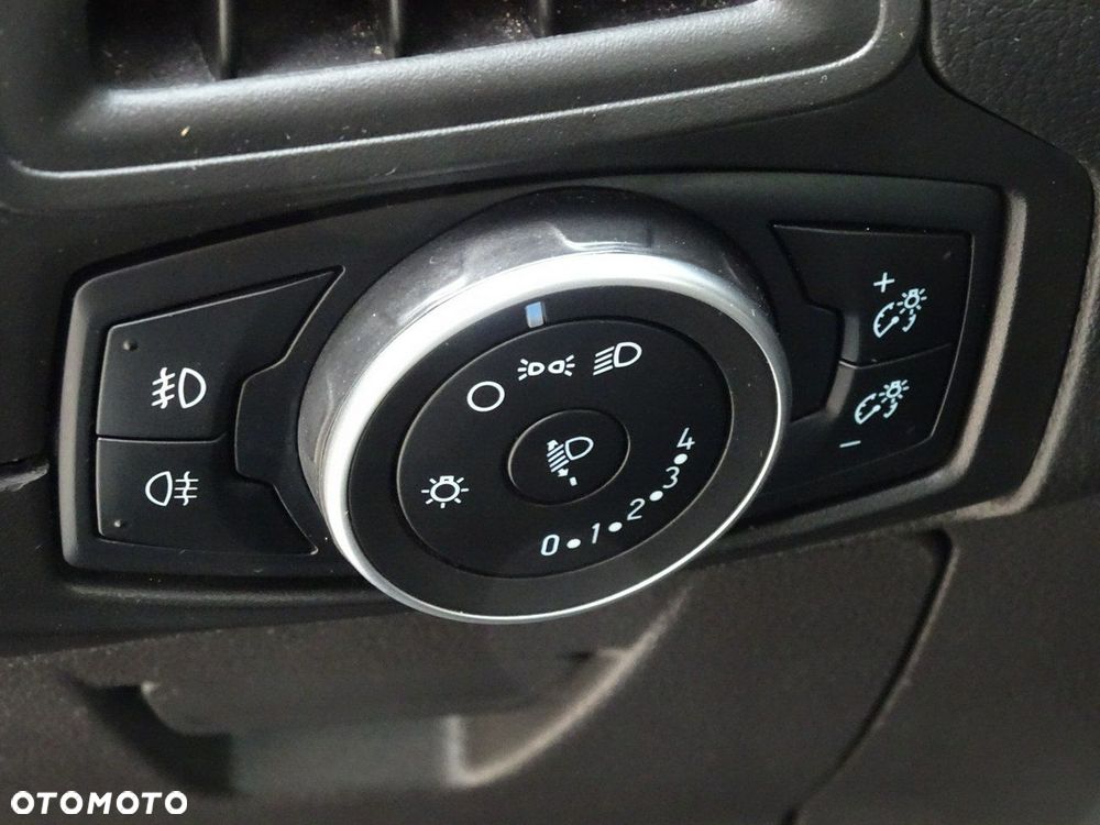Ford Focus - 23