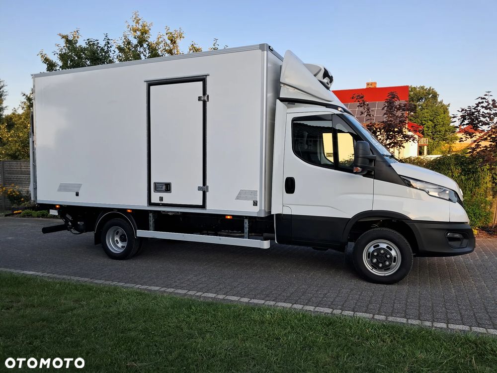 Iveco 50C18 Automat Chłodnia ZANOTTI  Winda 1 TONA Salon Polska - 7