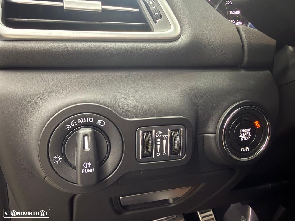 Maserati Ghibli GT Hybrid - 40