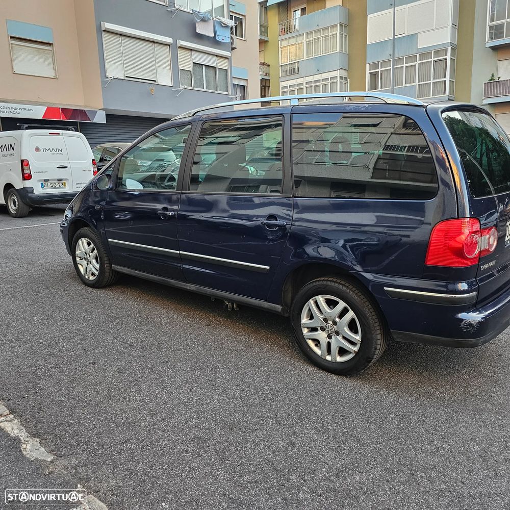 VW Sharan 1.9 TDi Confortline - 3