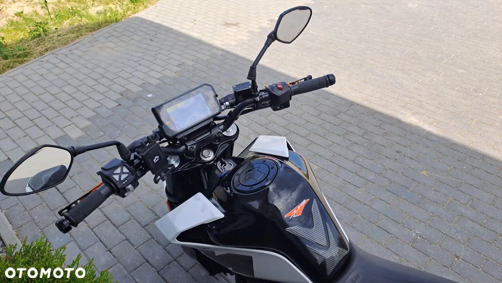 KTM Duke - 19