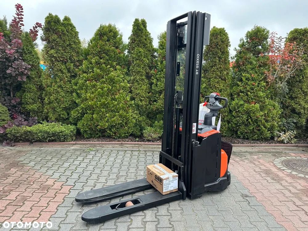 Toyota SWE140 - 2