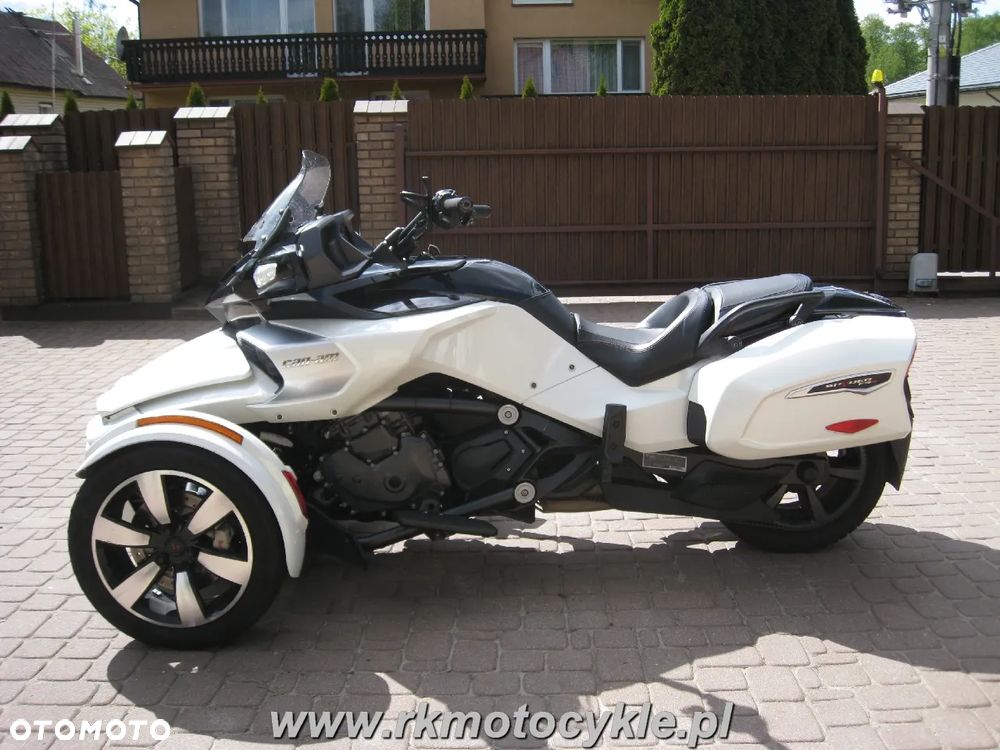 Can-Am Spyder - 6