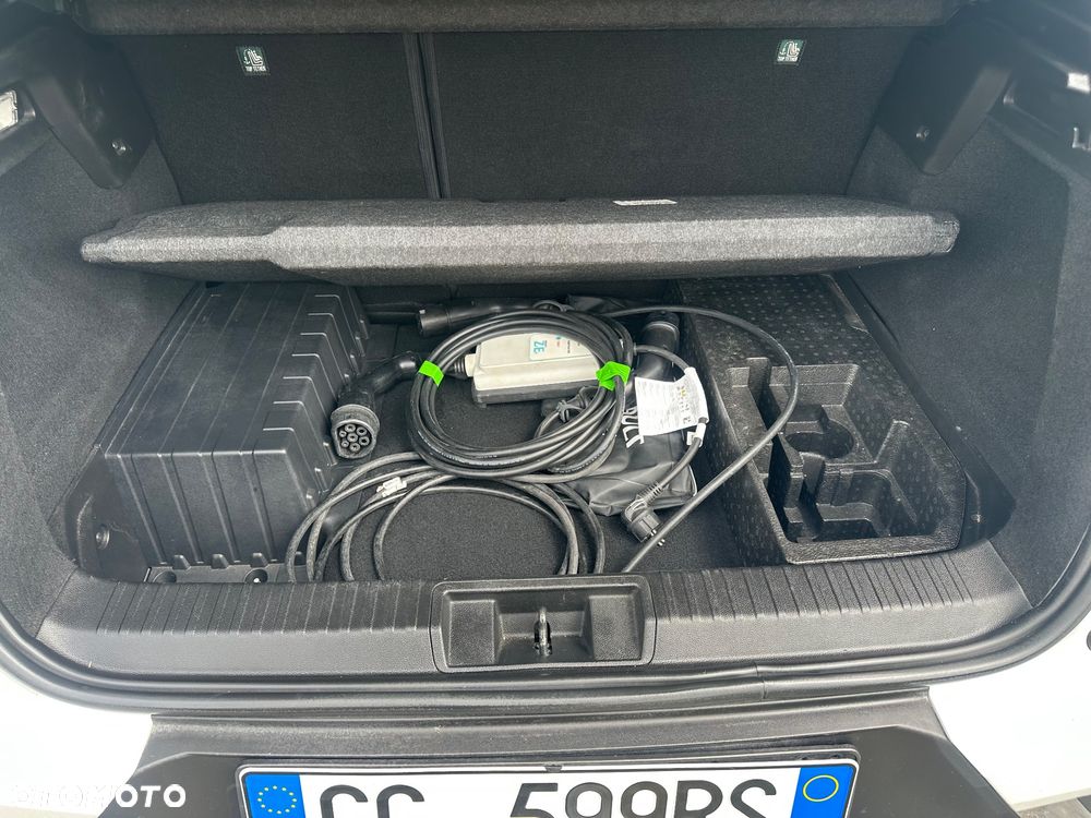 Renault Captur 1.6 E-TECH Plug-In Initiale Paris - 16