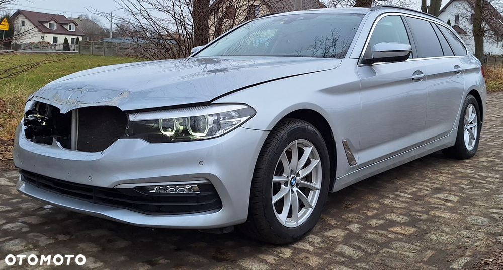 BMW Seria 5 520d Luxury Line - 2