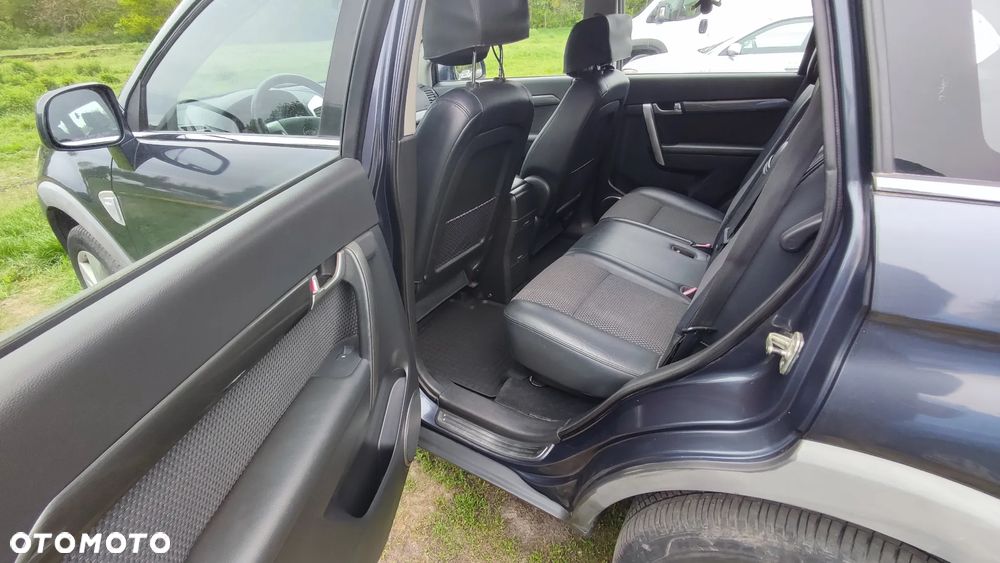Chevrolet Captiva 2.4 4WD 7 Sitzer LT - 11