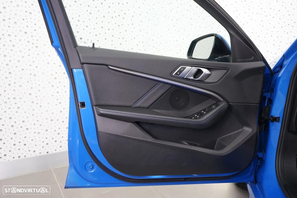 BMW 118 i Pack M - 19