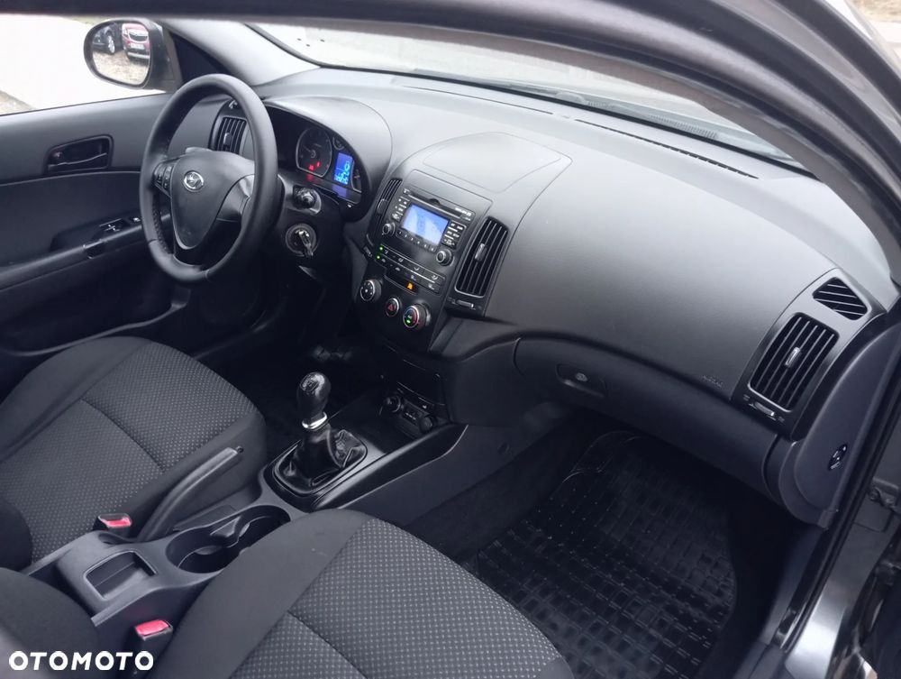 Hyundai i30 i30cw 1.6 CRDi Classic - 12