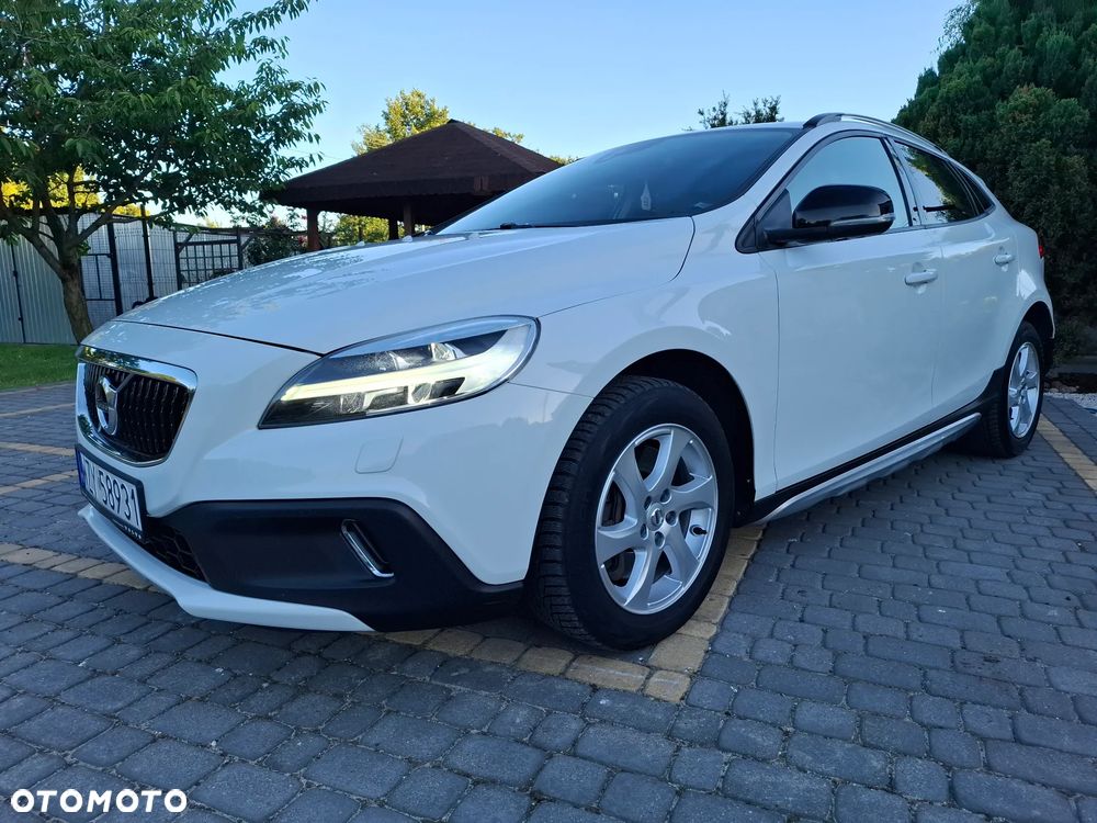 Volvo V40 Cross Country D2 Drive-E Dynamic Edition - 9