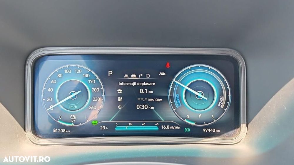 Hyundai KONA - 28